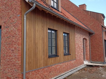 Schrijnwerkerij Pieters - houten gevelbekleding Veurne